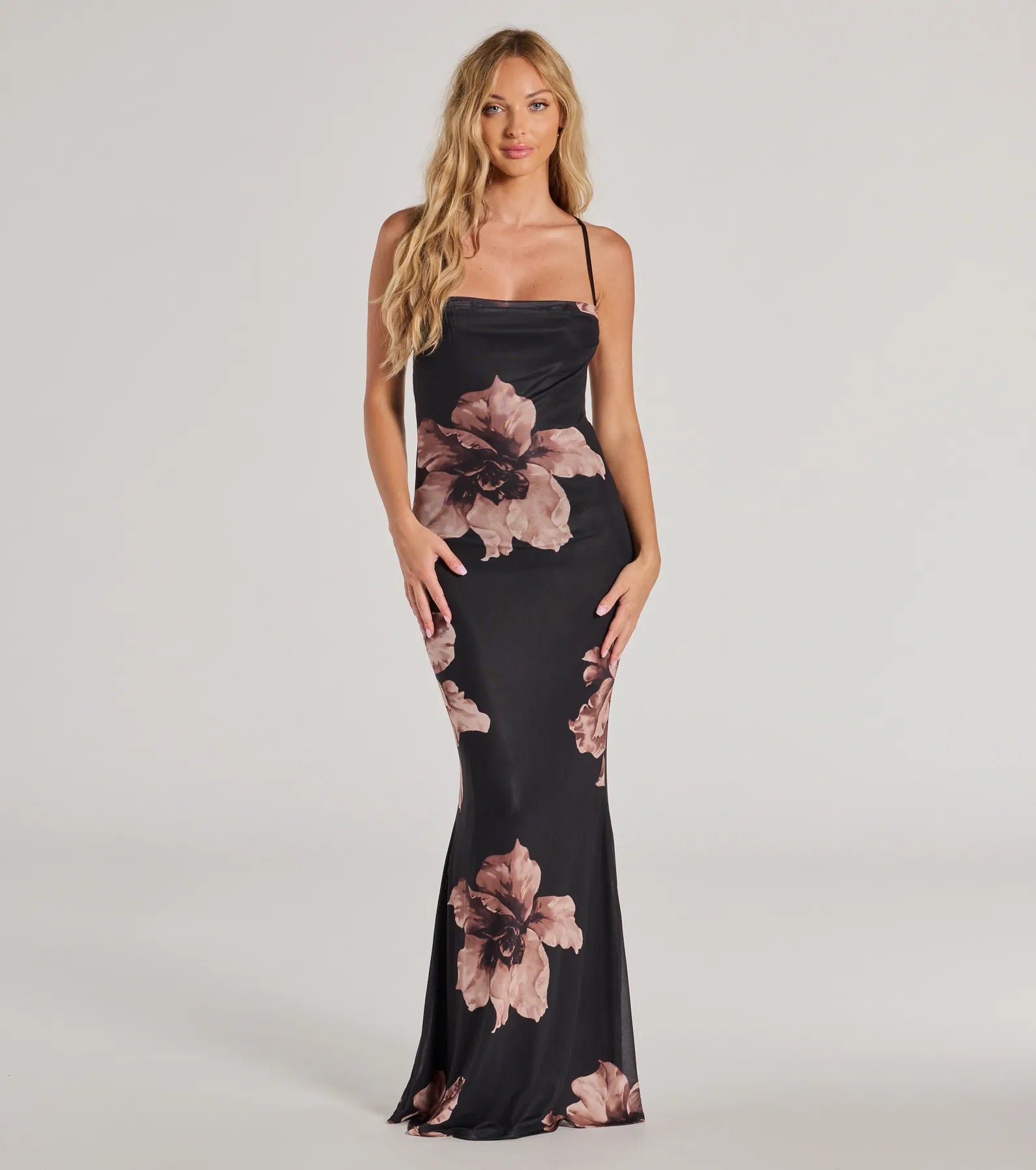 Romance Era Floral Lace-Up Back Long Mermaid Dress